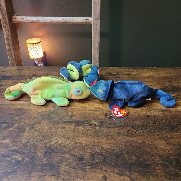 Ty Beanie Babies Hissy The Snake Rainbow Iggy Tie Dye Vintage NWT Price Is Firm - Picture 4 of 12